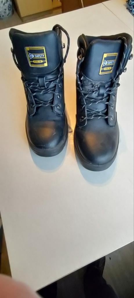 Bouttines ( Dunlop ) ( maat 42 ), Ophalen, Zo goed als nieuw