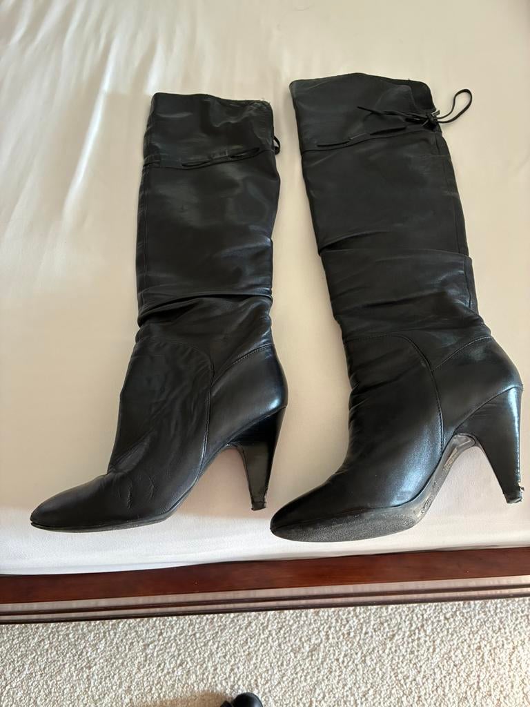Bottes au-dessus du genou Guess noires, Guess, Porté, Bottes hautes, Noir