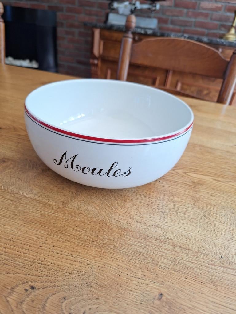 Boch Anjou. Serveerschaal, Enlèvement