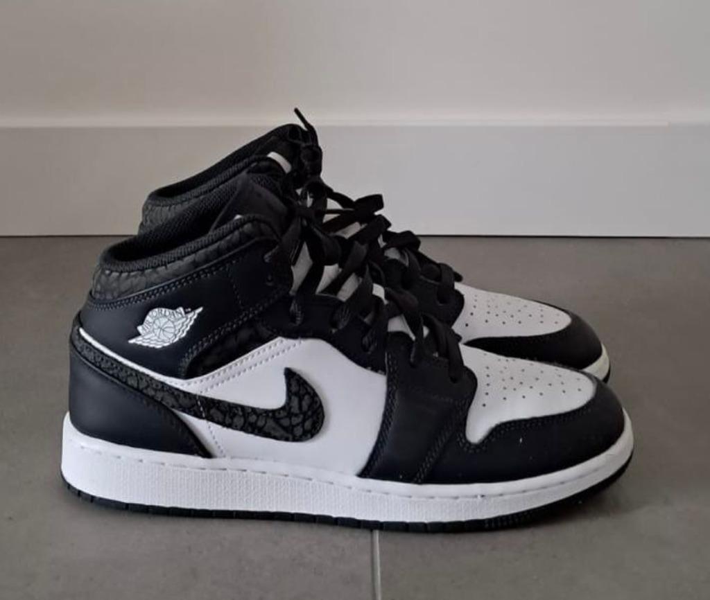 Air Jordan 1 MID, Wit, Air Jordan, Ophalen of Verzenden, Zo goed als nieuw