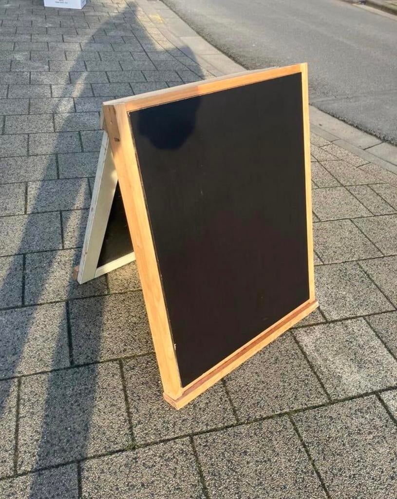 Menubord. Stevig. GERESERVEERD, Ophalen