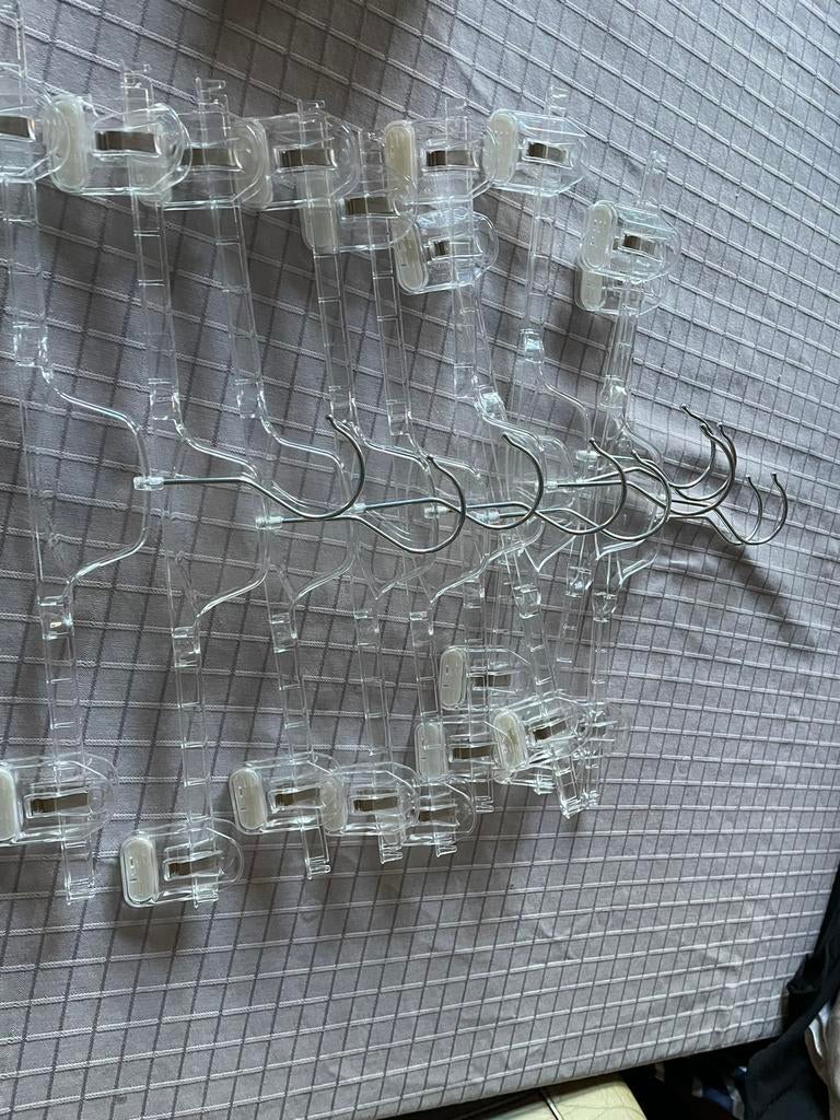15 plastic kleerhangers, Ophalen, Nieuw