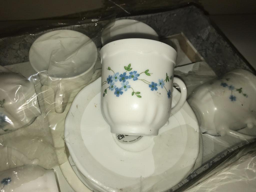 Vintage koffietassen + bordjes (ARCOPAL), Antiek en Kunst, Ophalen of Verzenden