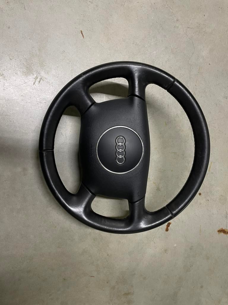 Stuur en airbag audi a3 en velgen en banden gratis te halen, Ophalen, Audi