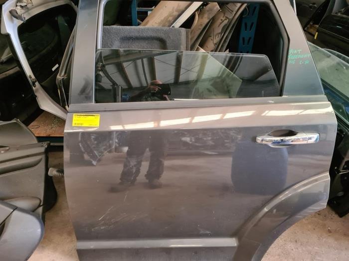Portière 4portes arrière gauche d'un Fiat Freemont, Autos : Pièces & Accessoires, Carrosserie & Tôlerie, Porte, Fiat, Utilisé