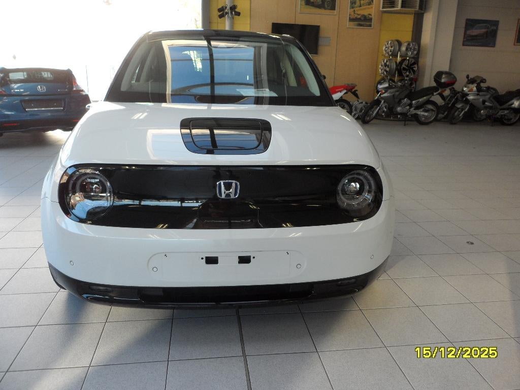 HONDA E, Autos, 4 portes, Entreprise, Carnet d'entretien, Ordinateur de bord