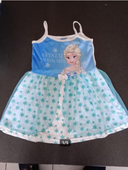 Frozen kleding +- 4 jaar of verkleedkleding 3€/stuk, Ophalen of Verzenden, Gebruikt, Meisje