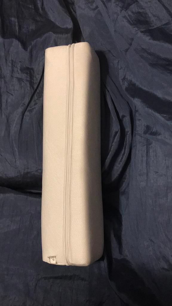 Réducteur de lit / coussin anti reflux Mykko, Comme neuf, Lit