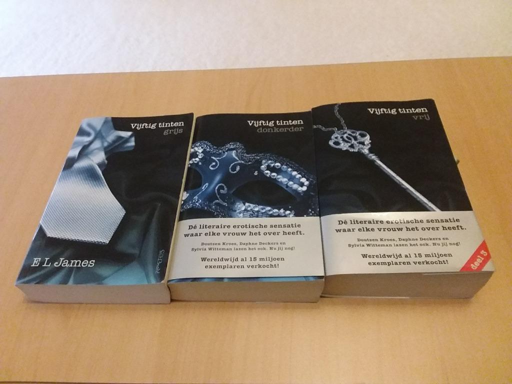 Trilogie 'Vijftig tinten...", Ophalen, Zo goed als nieuw, E L James