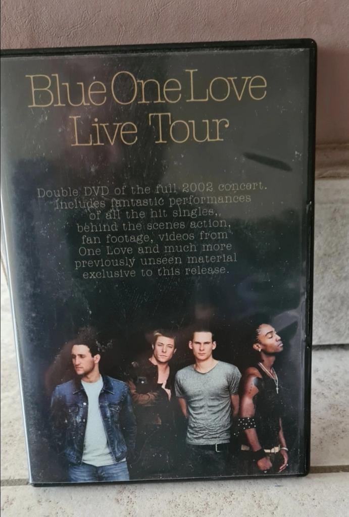 Blue One Love Live Tour, Ophalen of Verzenden, Zo goed als nieuw