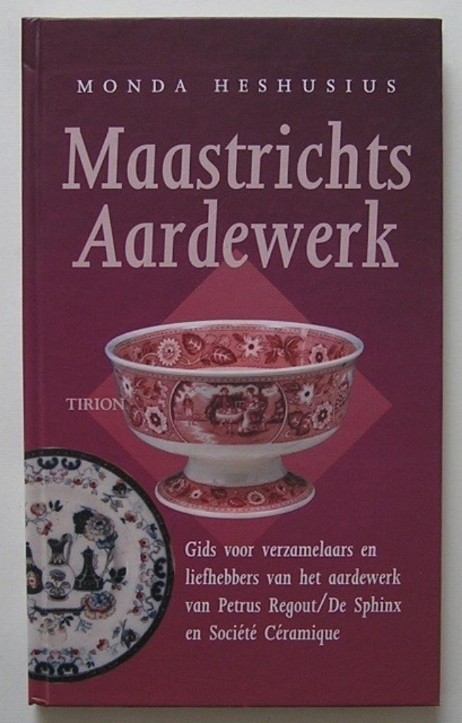 Maastricht  7   Plateel Gids, Antiek en Kunst, Antiek | Keramiek en Aardewerk, Verzenden
