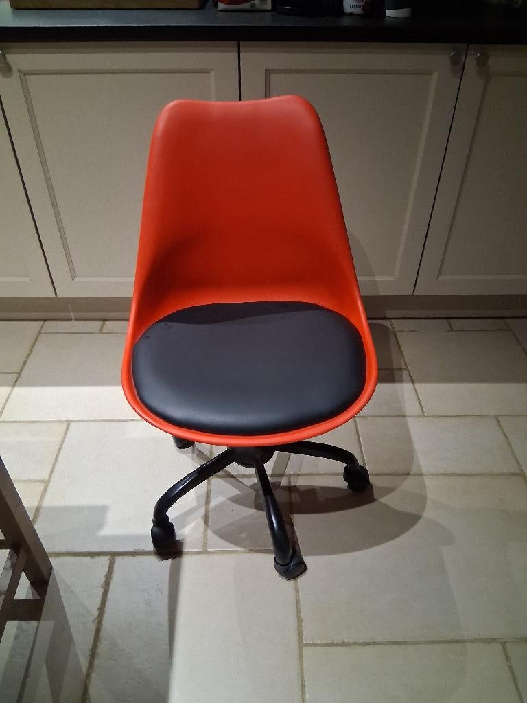 Bureaustoel, Huis en Inrichting, Ophalen, Zo goed als nieuw, Rood, Bureaustoel
