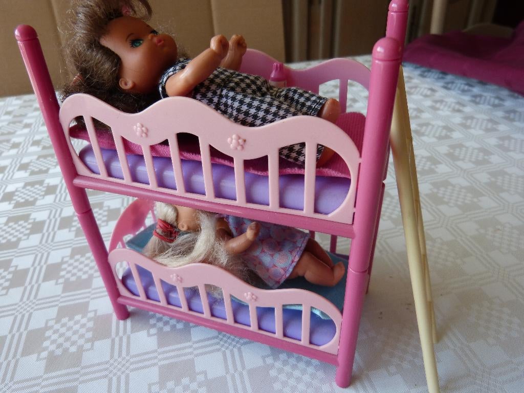 lit barbie, Enlèvement ou Envoi, Barbie