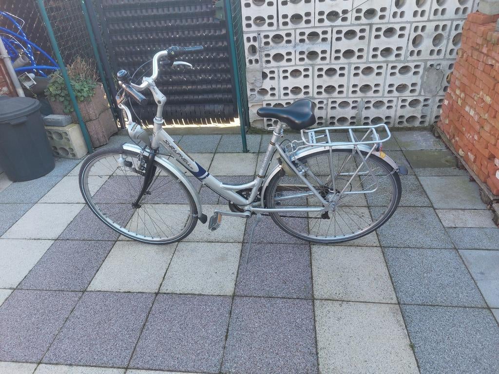 Damesfiets 28 inch in zeer goed staat, Enlèvement