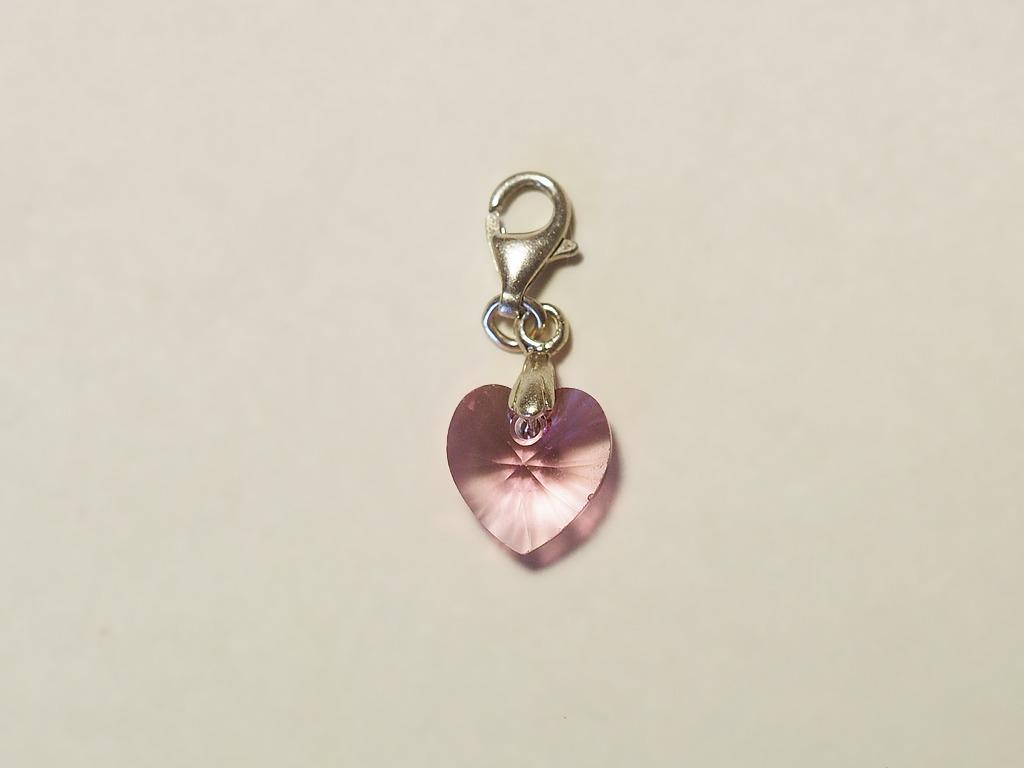 Sterling zilveren bedel roze Swarovski hartje, Overige merken, Ophalen of Verzenden, Zo goed als nieuw, 4 bedels of meer