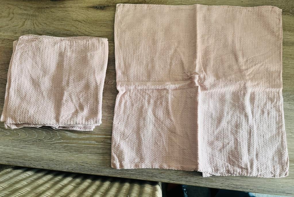 Lot de 4 housses de coussins rose poudré, Maison & Meubles, Accessoires pour la Maison | Coussins, Enlèvement ou Envoi, Utilisé
