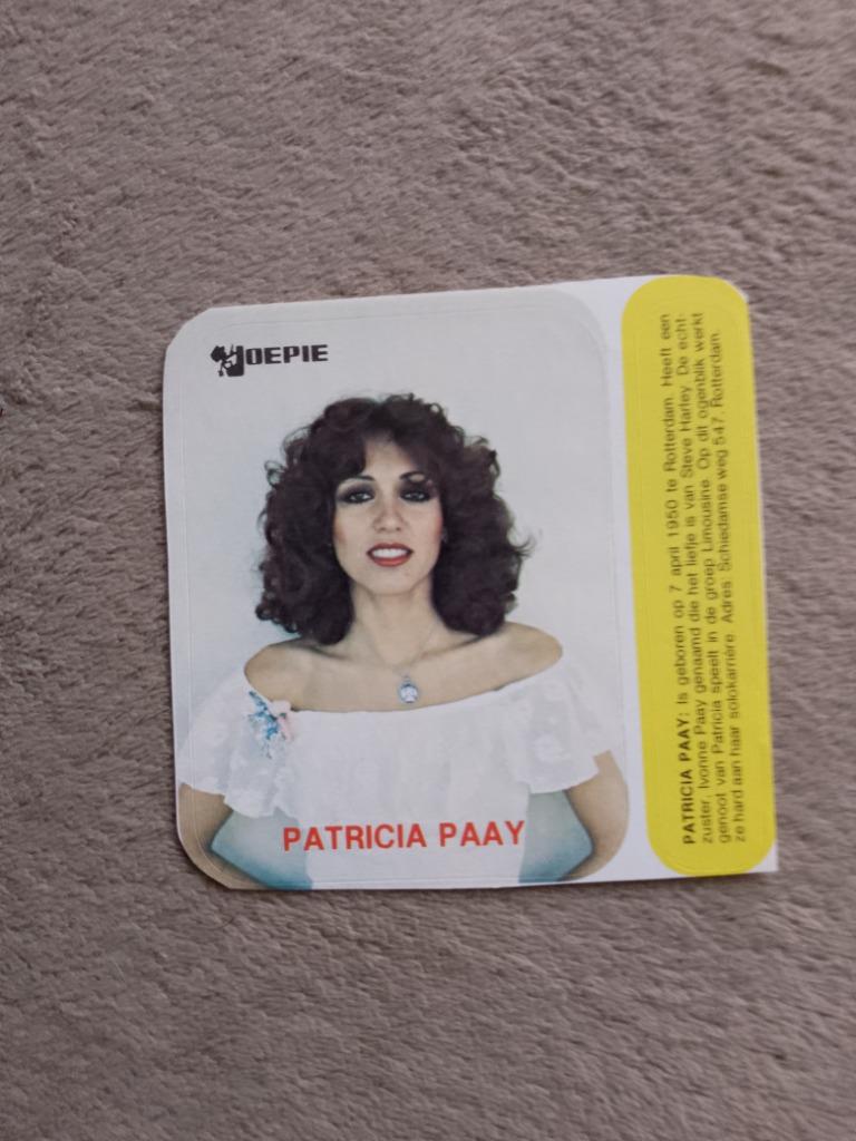 Sticker Patricia Paay, Verzenden
