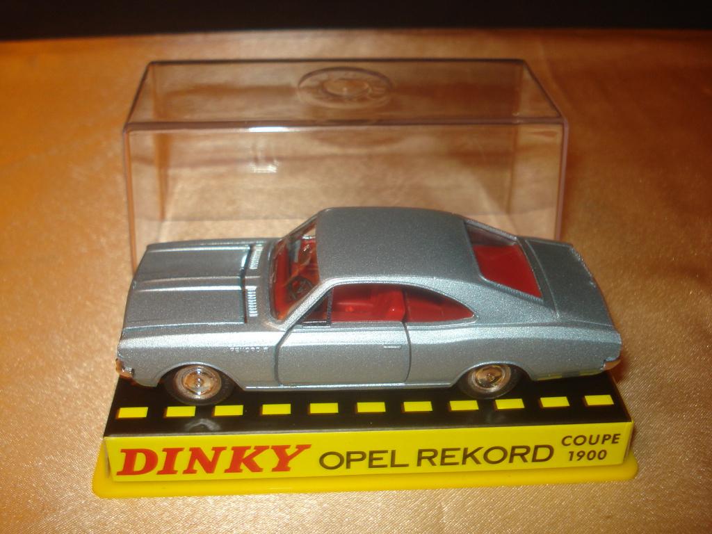 DINKY TOYS Opel Rekord 1900 Coupé Réédition + Boîte, Enlèvement ou Envoi, Neuf, Voiture, Dinky Toys