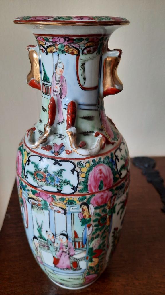 Chines vaas H 25 cm, Antiek en Kunst, Ophalen