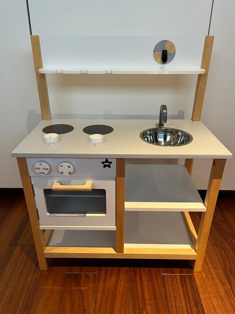 Keukentje Kid's Concept, Ophalen, Zo goed als nieuw, Hout, Speelkeuken