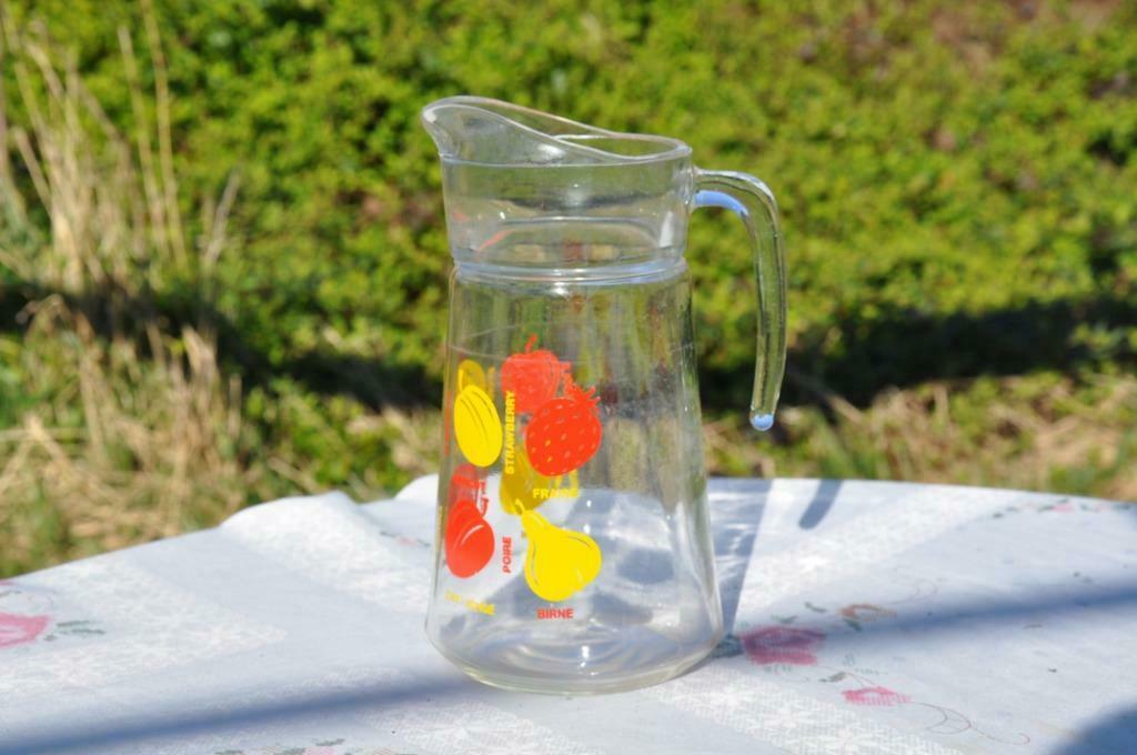 §  pichet en verre decor fruit, Enlèvement ou Envoi, Neuf, Verre, Récipient(s)