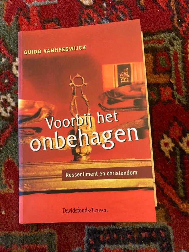 G. Vanheeswijck - Voorbij het onbehagen, Boeken, Godsdienst en Theologie, Zo goed als nieuw, Christendom | Katholiek, Ophalen of Verzenden