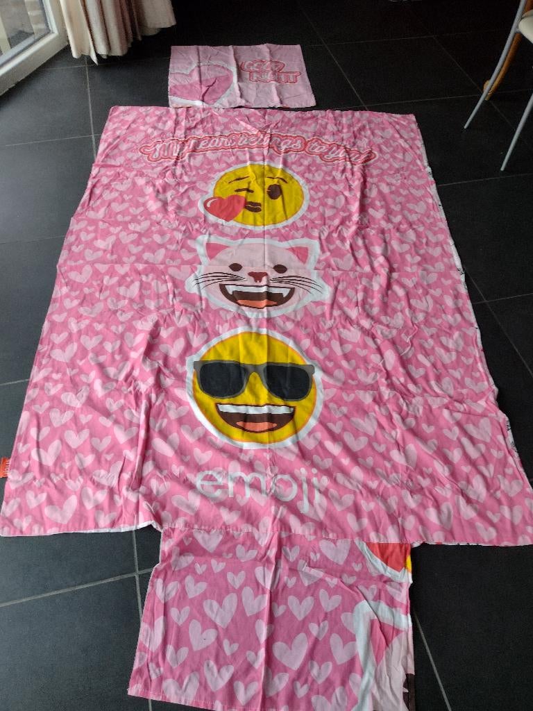 1 persoonsdekbed 'Emoji' + kussensloop, Gebruikt, Meisje, Dekbedovertrek, Ophalen of Verzenden