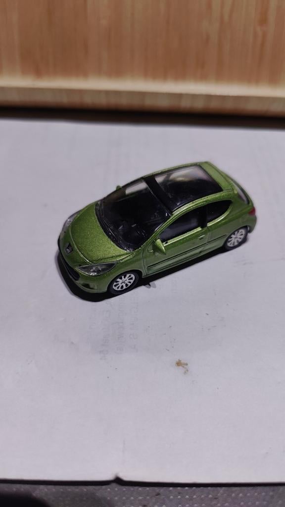 Peugeot 207 miniatuur, Enlèvement ou Envoi, Comme neuf