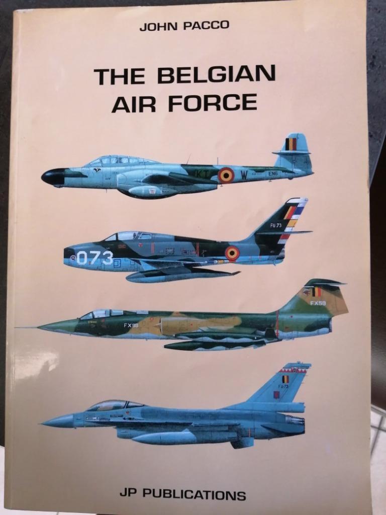 Belgian  Air Force, Ophalen of Verzenden, Luchtmacht, Boek of Tijdschrift
