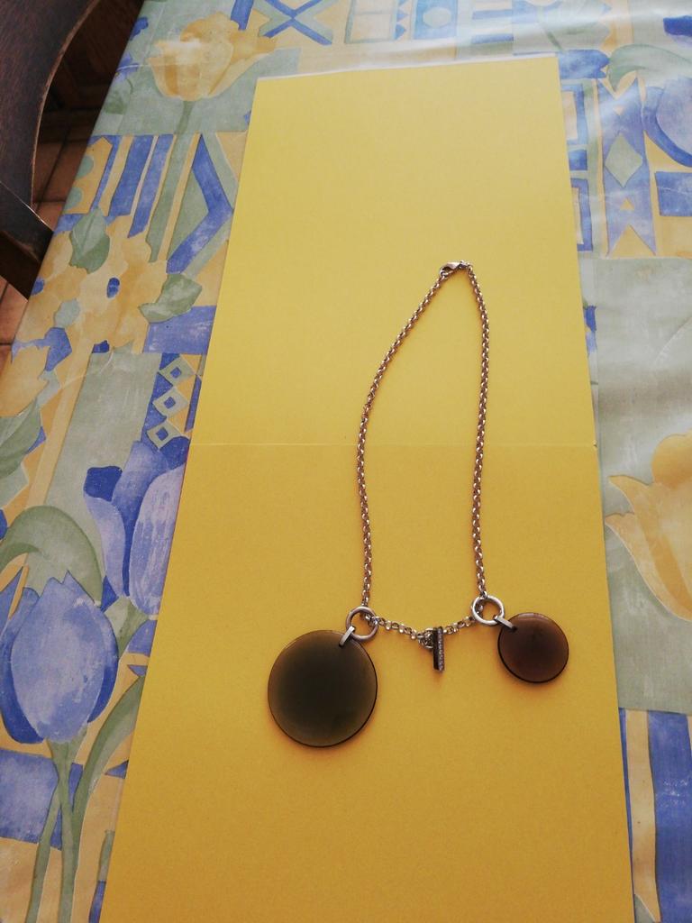 Collier Victoria. Neuf., Bijoux, Sacs & Beauté, Enlèvement ou Envoi, Comme neuf