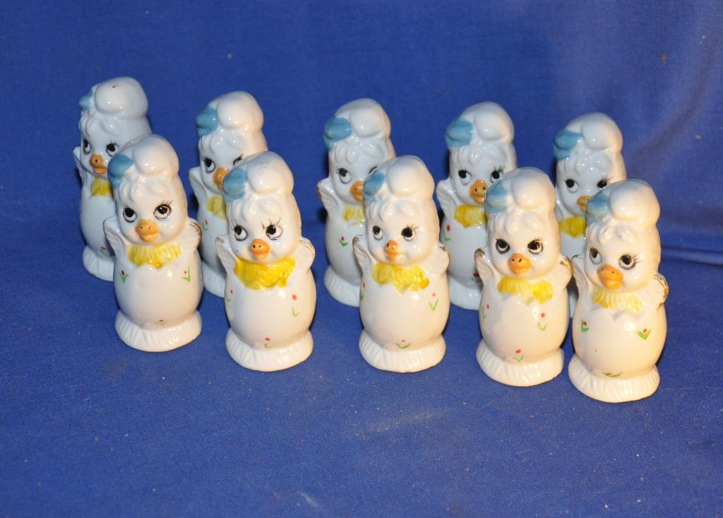 10 figurines poussins en faïence pour dragées de baptême, Enlèvement ou Envoi, Neuf, Autres types