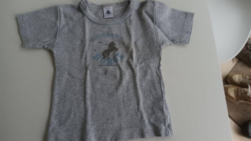 T-shirt - Taille 92, Garçon ou Fille, Enlèvement ou Envoi, Chemise ou À manches longues, Comme neuf