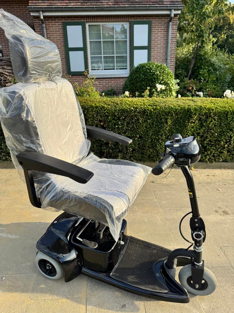 Compacte Scootmobiel – Lichtgewicht, Comfortabel & Wendbaar, Ophalen of Verzenden, Inklapbaar, Nieuw, Elektrische rolstoel