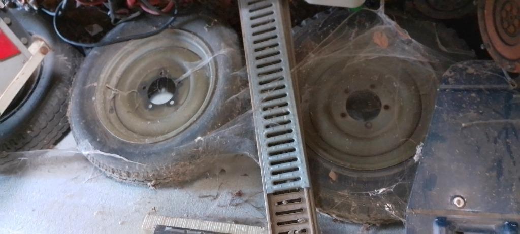 Velgen van Jeep Willys of Suzuki, Ophalen, Terreinwagen, Band(en)