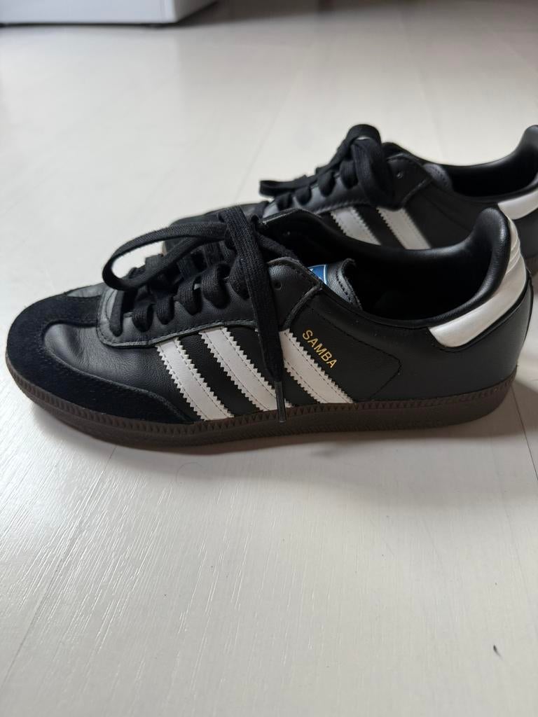 La nouvelle Adidas Samba en parfait état, Enlèvement ou Envoi, Comme neuf, Sneakers et Baskets