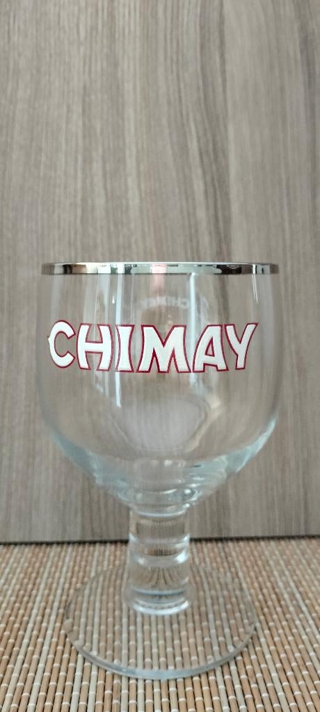 150 jaar oud geëmailleerd chimay glas, Ophalen