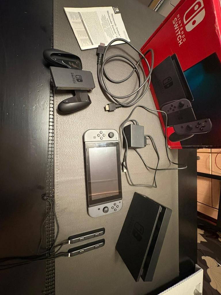 Switch V2 2019, Enlèvement