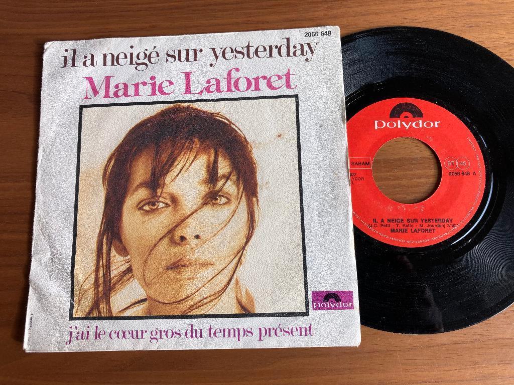 Marie Laforêt – Il A Neigé Sur Yesterday, Ophalen of Verzenden, 7 inch, Single