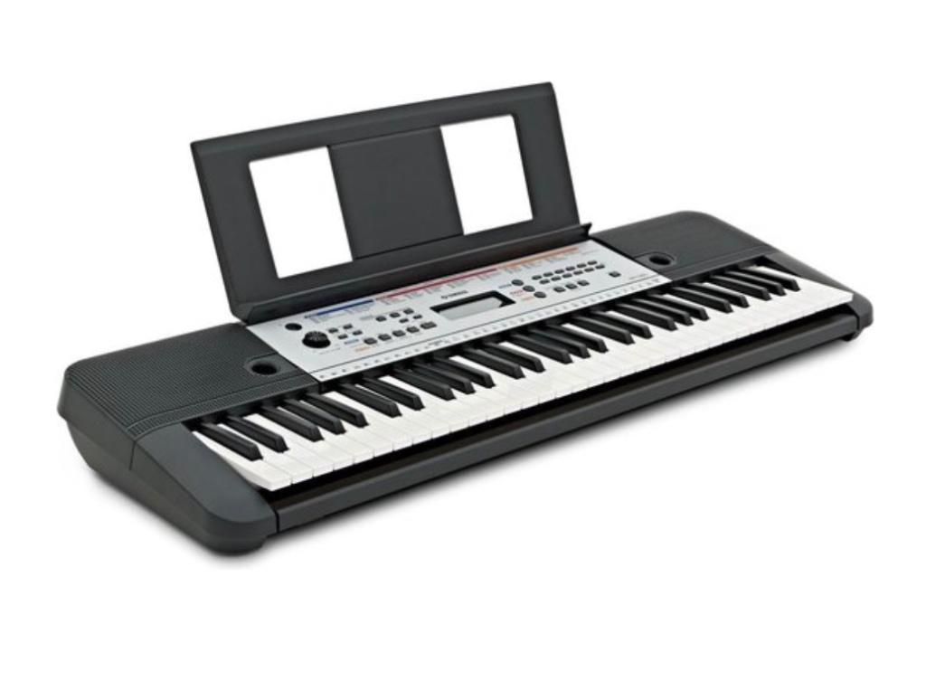 Keyboard piano Yamaha + staander + sustainpedaal, Muziek en Instrumenten, Ophalen, 61 toetsen, Met standaard, Nieuw