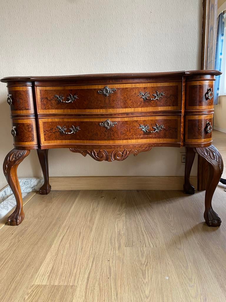 Antieke houten commode / ladekast met sierlijk houtsnijwerk, Enlèvement