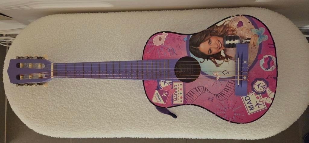 Disney Violetta gitaar, Ophalen, Gebruikt