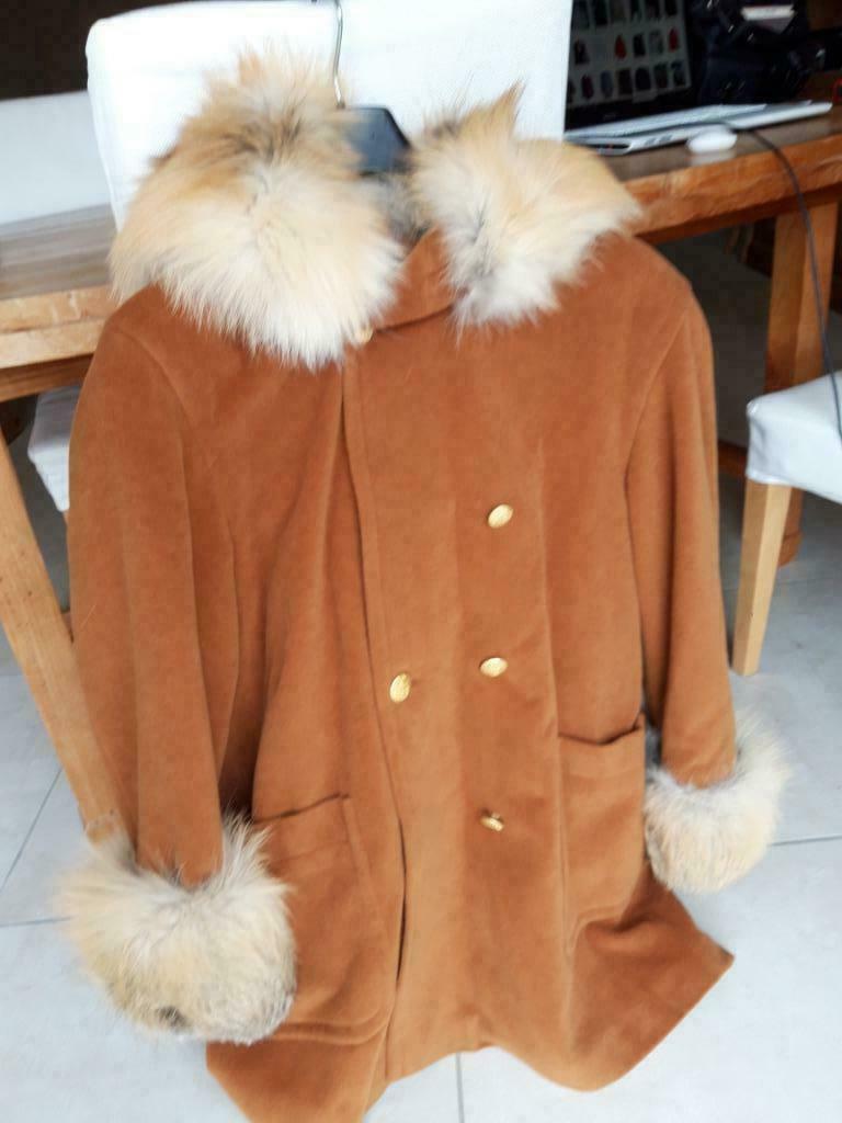 Manteau parka ESCADA cachemire et fourrure + housse (T 42), Kleding | Dames, Truien en Vesten, Maat 42/44 (L), Ophalen of Verzenden