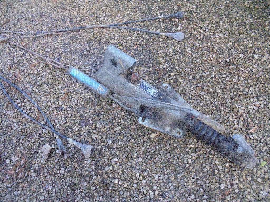 Oplooprem, remkabels, remmen aanhangwagen 2 ton, Ophalen of Verzenden, Gebruikt