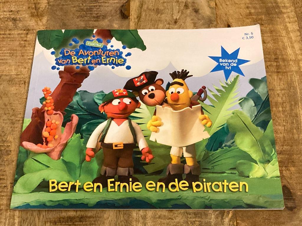 Prentenboek - Bert en Ernie en de piraten - Sesamstraat, Ophalen of Verzenden, Gelezen, Sesamstraat