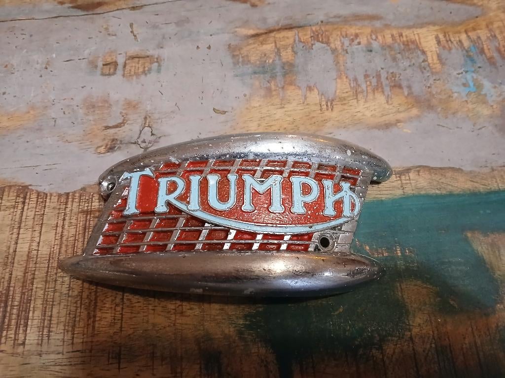 triump oltimer tankbadge, Motoren, Ophalen of Verzenden, Gebruikt