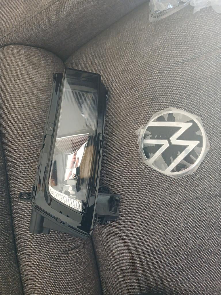antibrouillard. Touran +  logo vw, Enlèvement ou Envoi