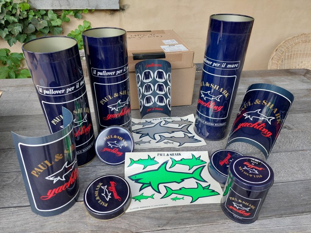 4 bidons Paul & Shark, Collections, Broches, Pins & Badges, Comme neuf, Enlèvement ou Envoi