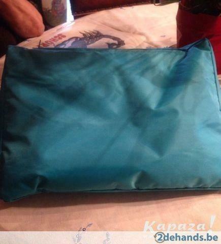 Nieuwe ipadhoes houder en kussen, Neuf