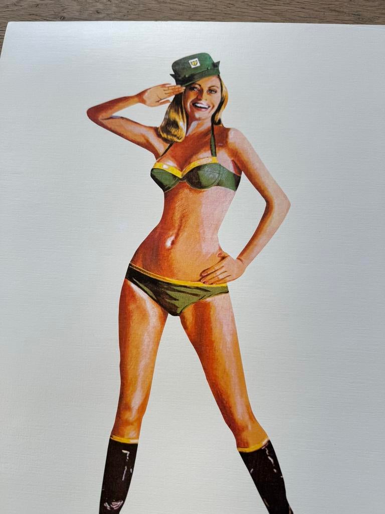 Affiche publicitaire ancienne BP Pin-Up, Enlèvement ou Envoi, Utilisé, Panneau publicitaire