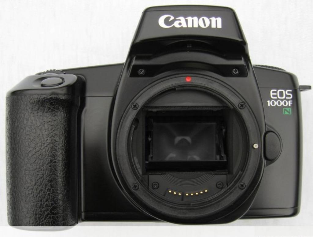 Canon EOS 1000Fn body only / zonder lens - analoog, Audio, Tv en Foto, Fotocamera's Analoog, Zo goed als nieuw, Canon, Ophalen of Verzenden